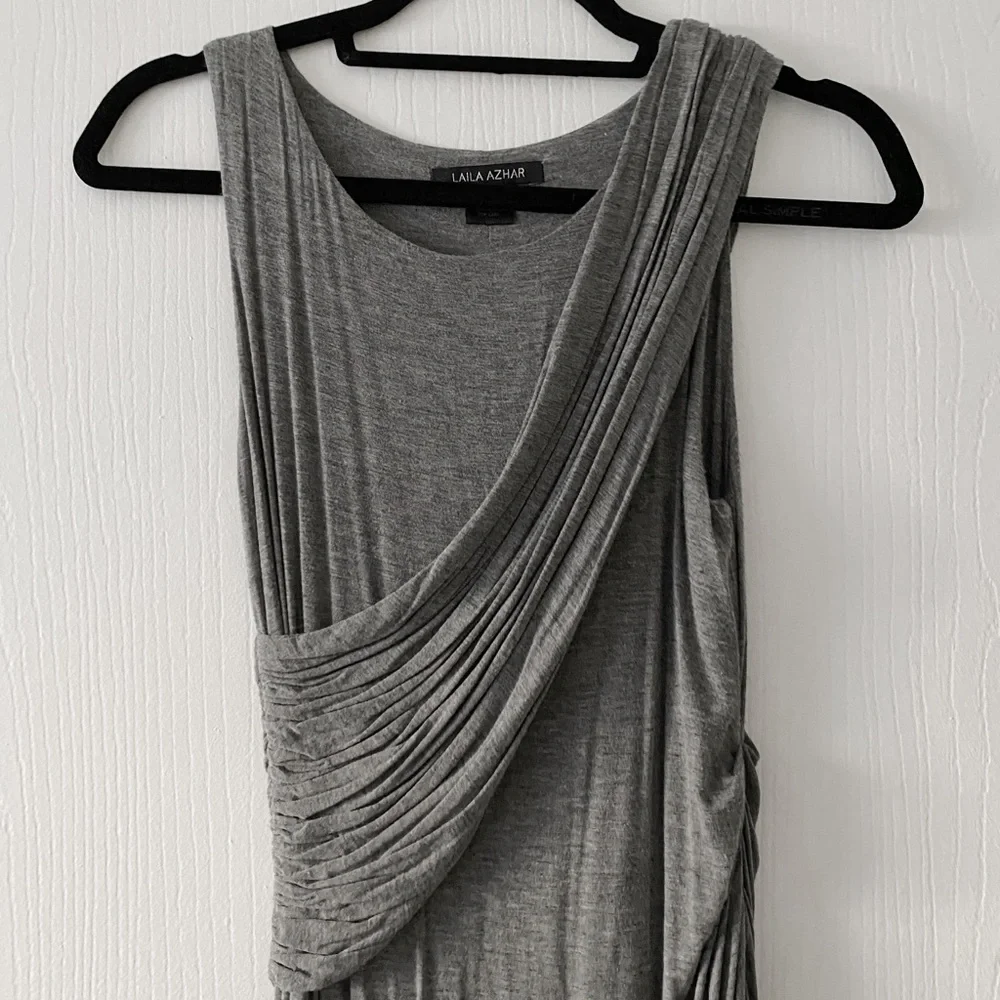Laila Azhar | Ruched Dress - Picture 2 of 5